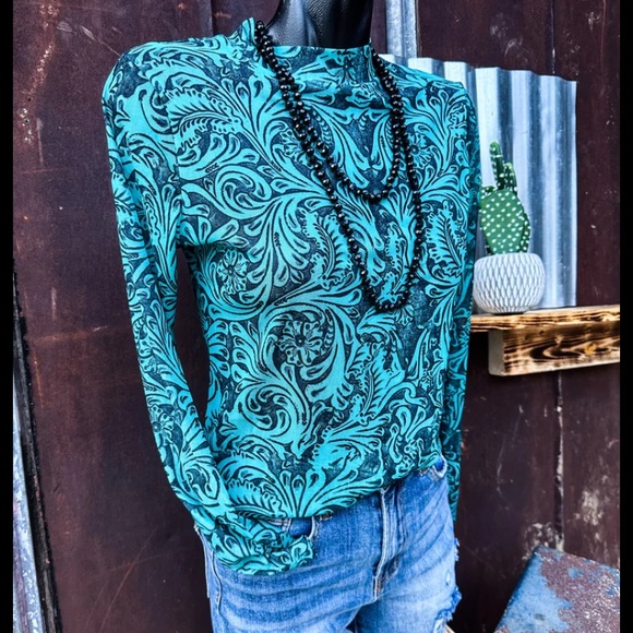 Sterling kreek top new with tags - Picture 2 of 2